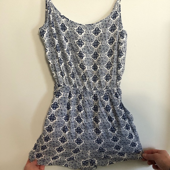 Romper - Picture 1 of 3